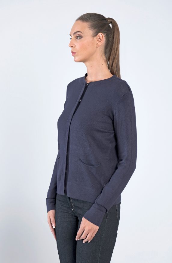 MAGLIA APERTA CON BOTTONI
