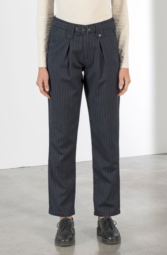 PANTALONI GESSATI CON PINCES