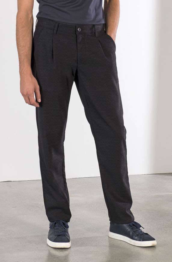 PANTALONI MORBIDI CON PINCES