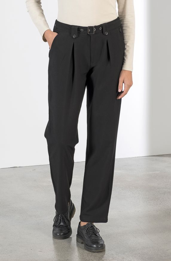 PANTALONI CON PINCES