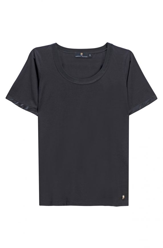 ROUND NECK HALF SLEEVE T-SHIRT