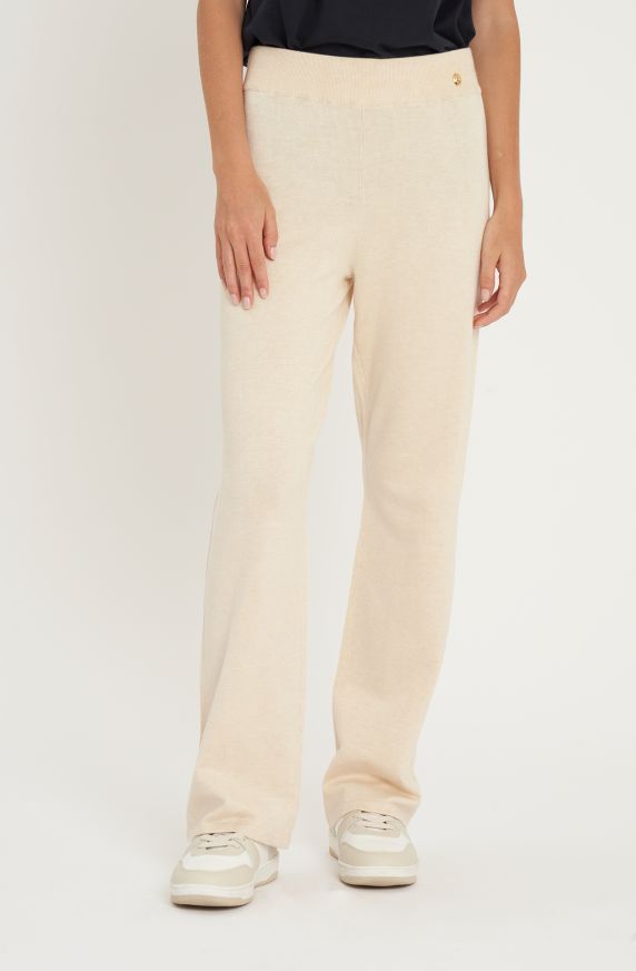 Flowing viscose trousers