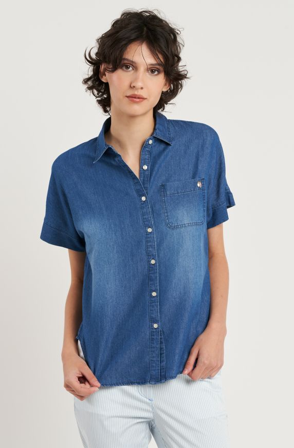 Camicia da donna in chambray leggero