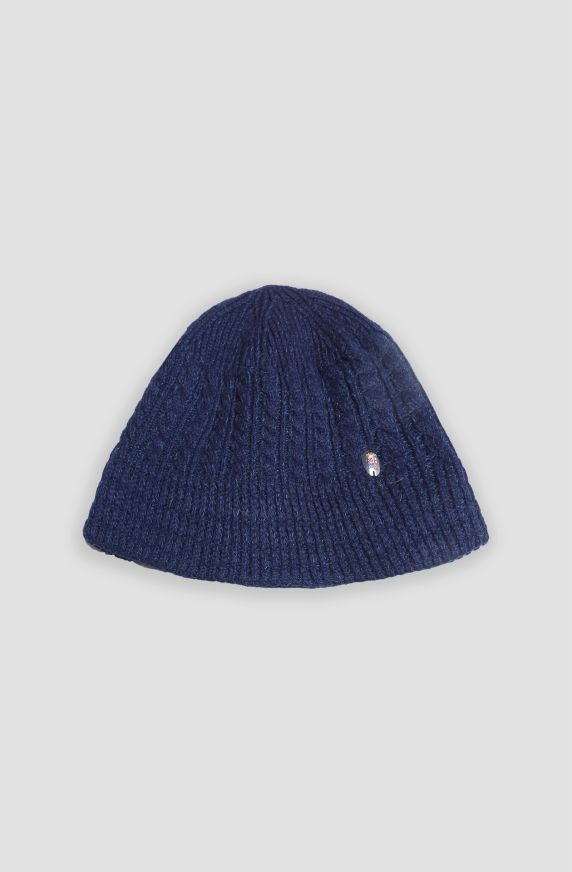 Women's cloche hat