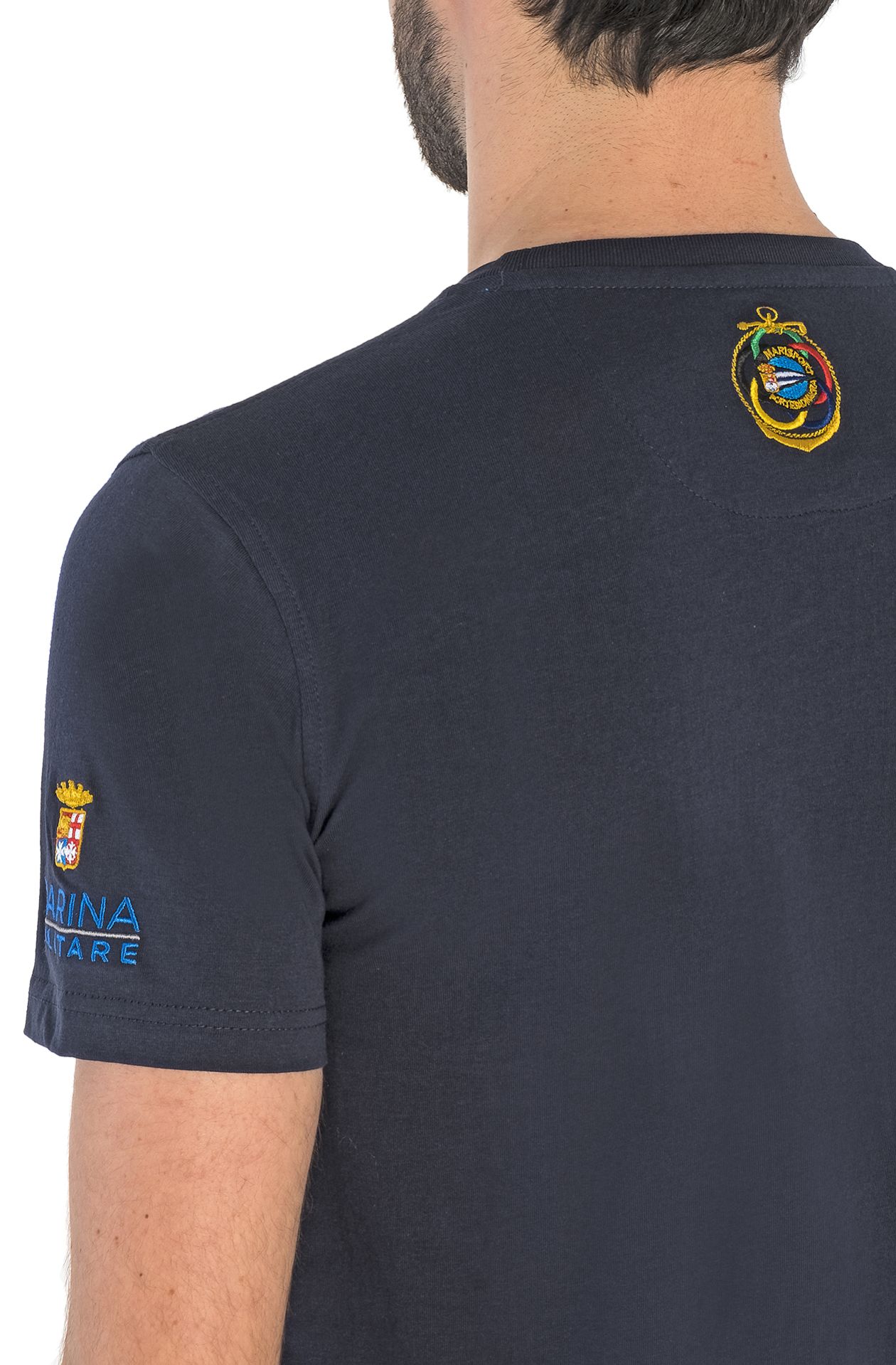 HALBARM-T-SHIRT MIT RUNDHALSAUSSCHNITT