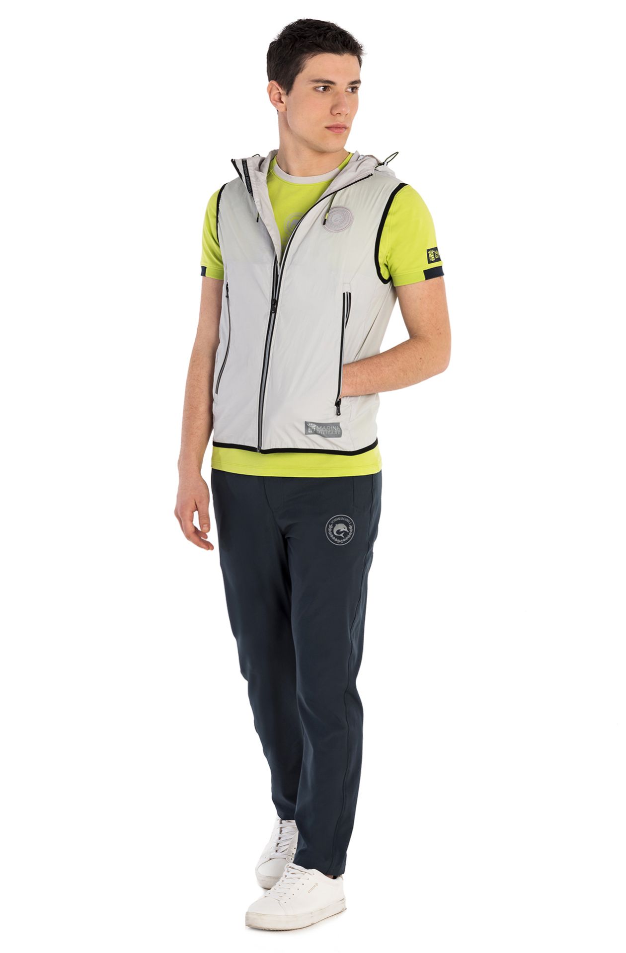 Lightweight nylon sleeveless