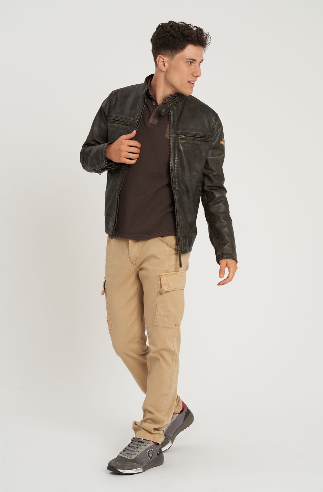 Jacke aus echtem gehämmertem Leder