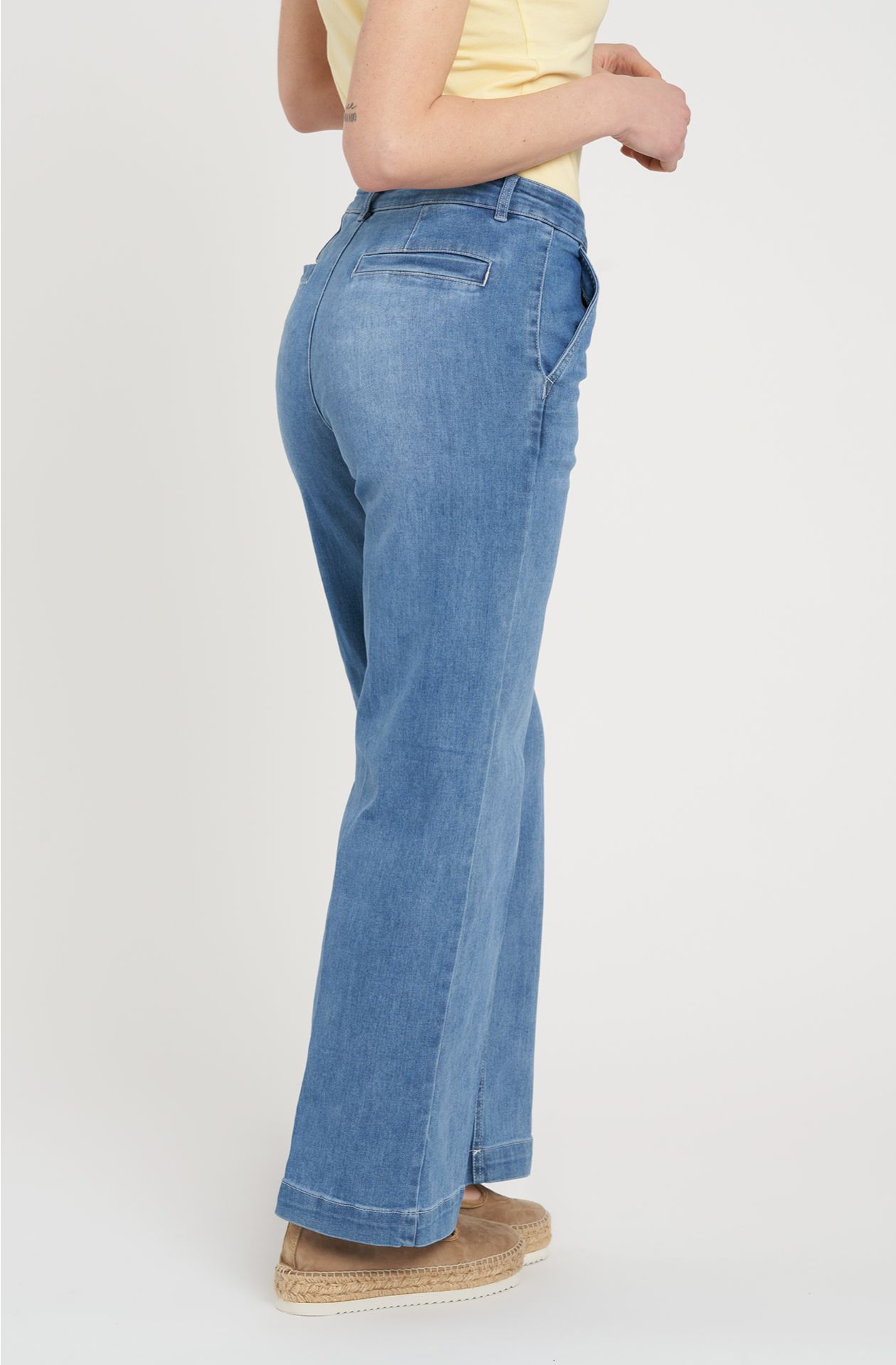 Pantaloni in denim a vita alta