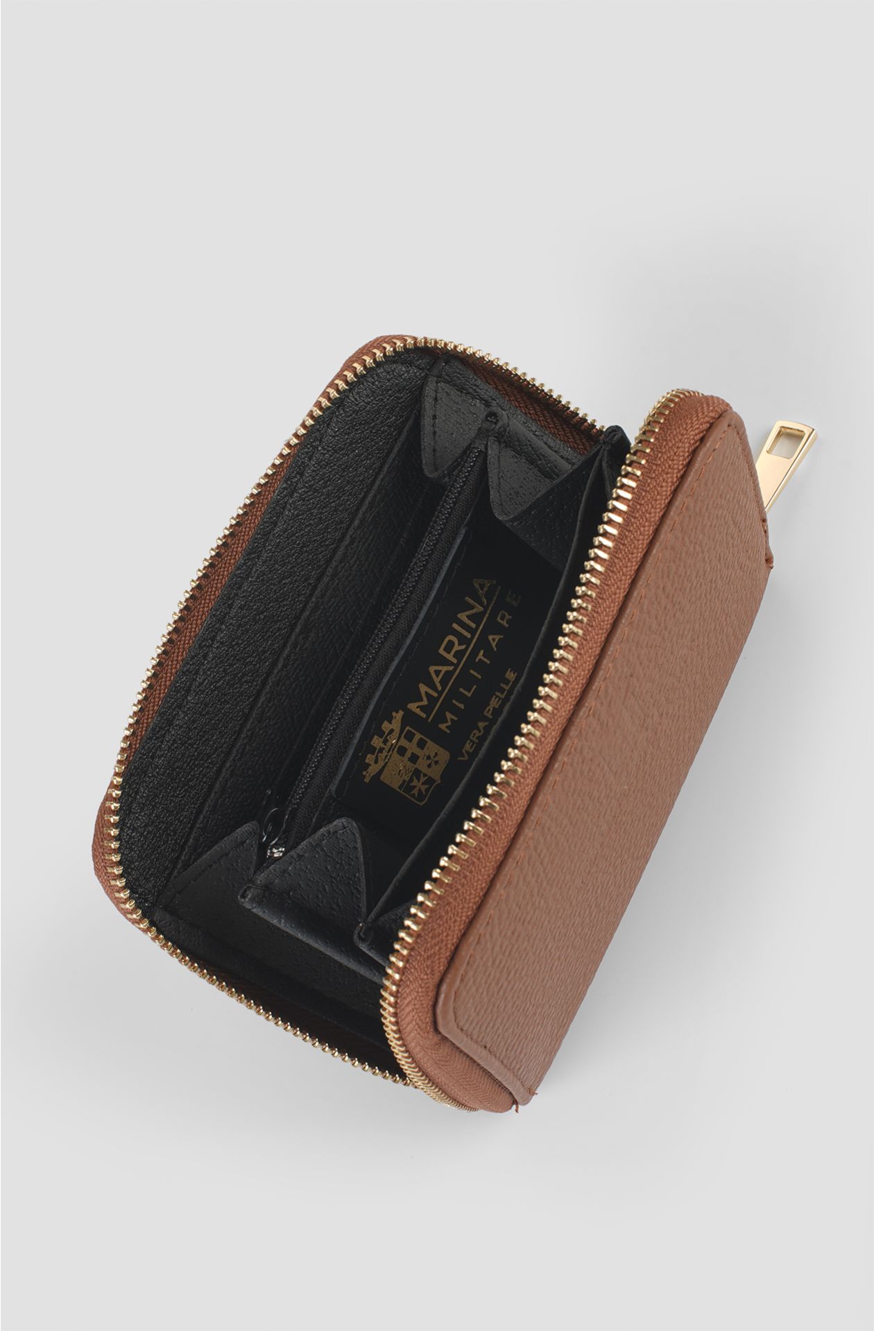 Women's hammered leather wallet
