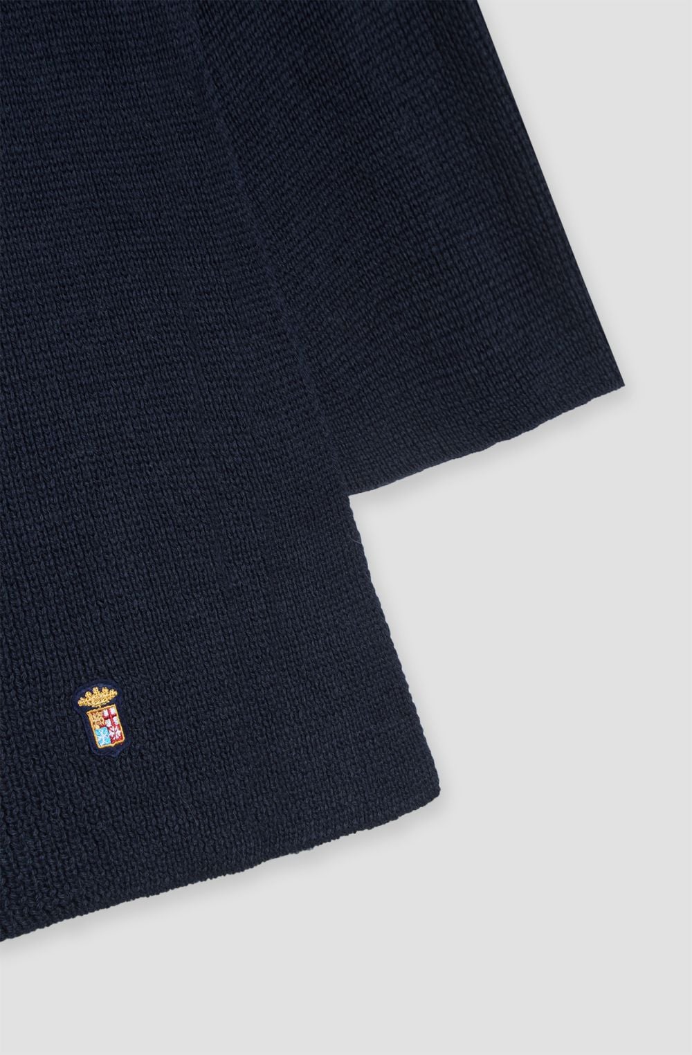 Men's scarf with four-color logo
