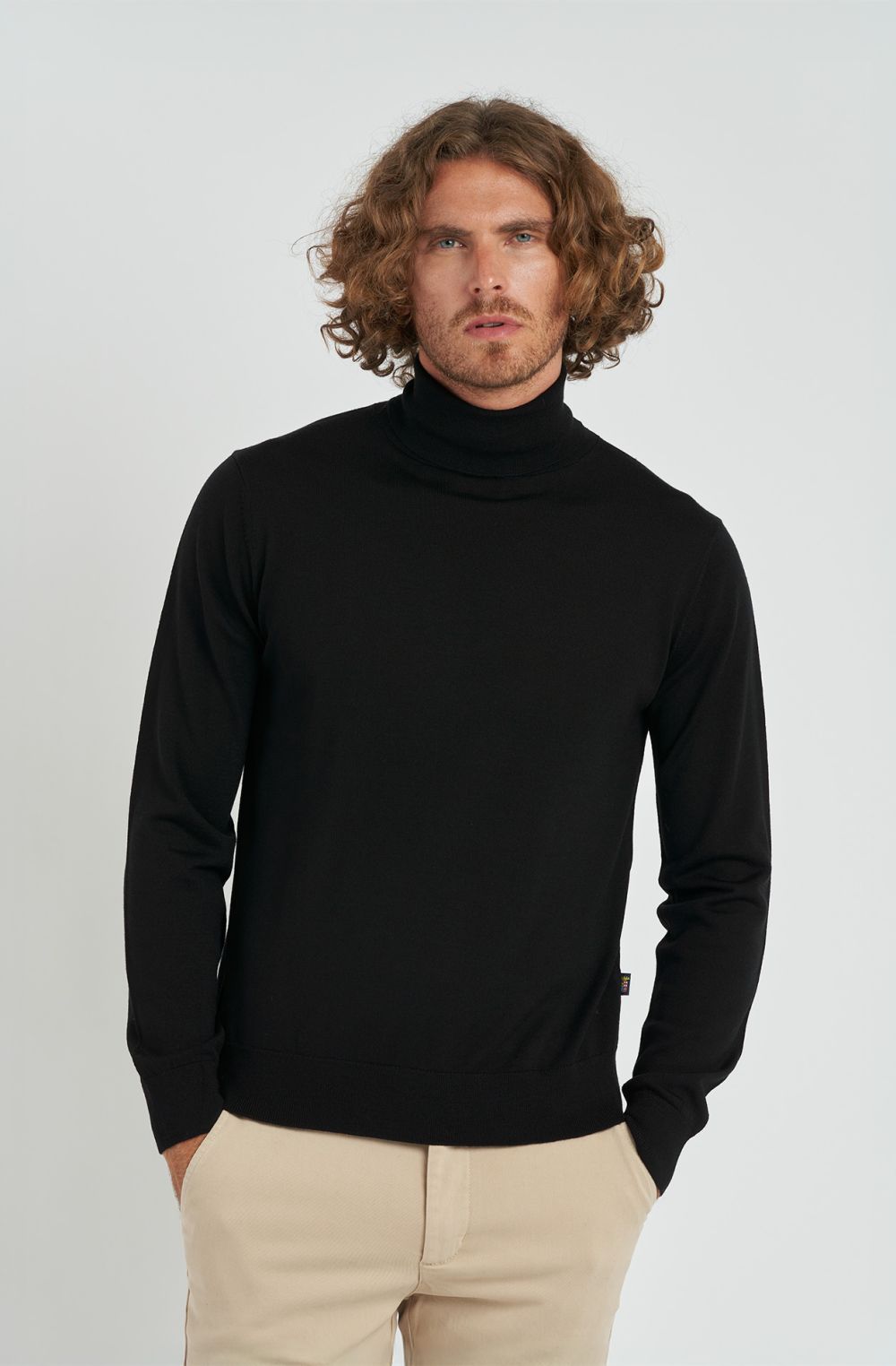 Maglione da uomo in lana merino collo alto