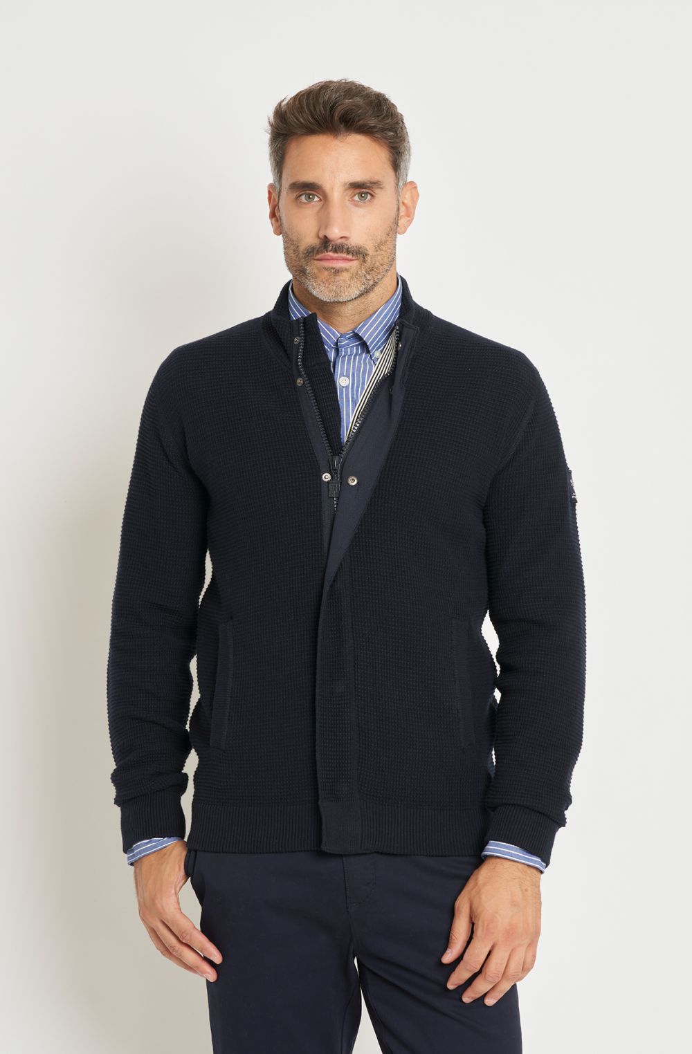Amerigo Vespucci men's full-zip sweater with embroidered patch