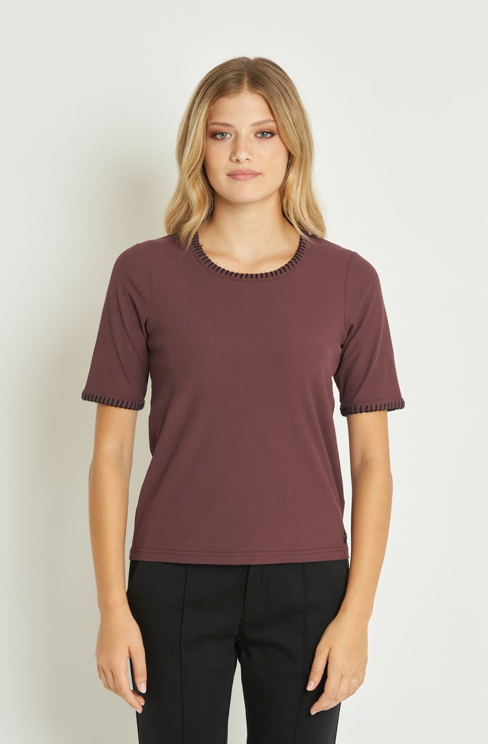 Women's short-sleeve cotton T-shirt