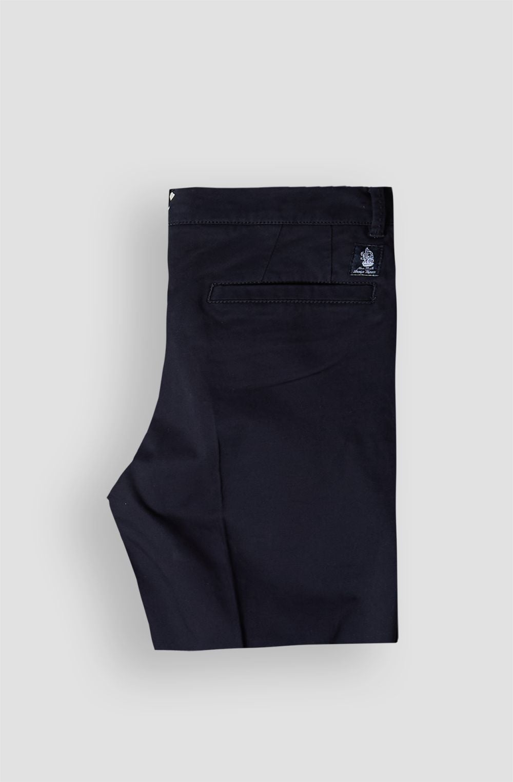 Amerigo Vespucci women's trousers with gold-tone button