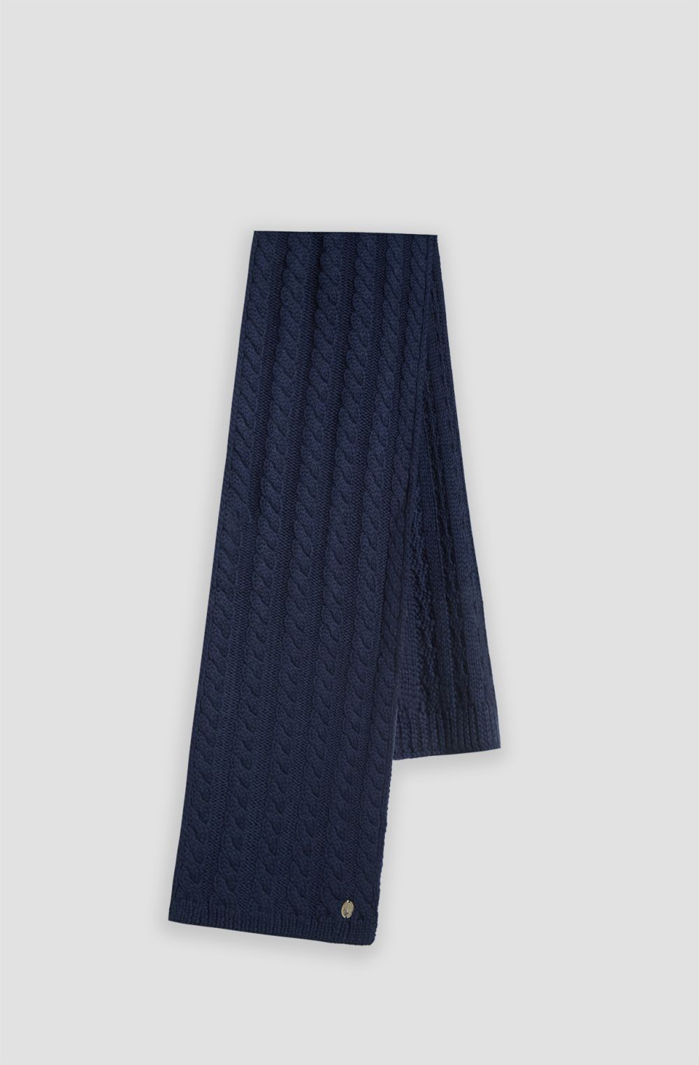 Women's braided-knit scarf