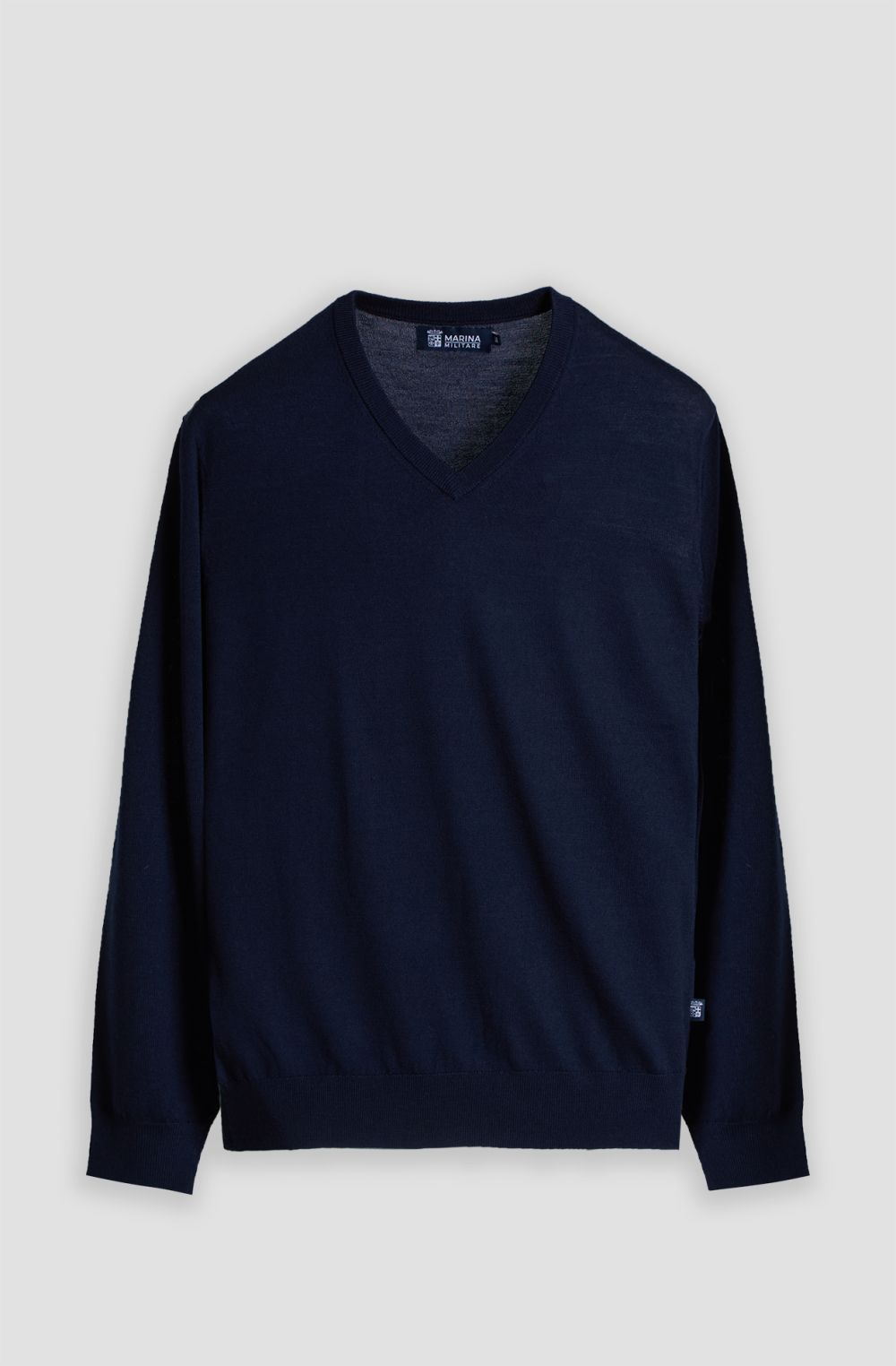 Maglia scollo a V uomo Essential in pura lana