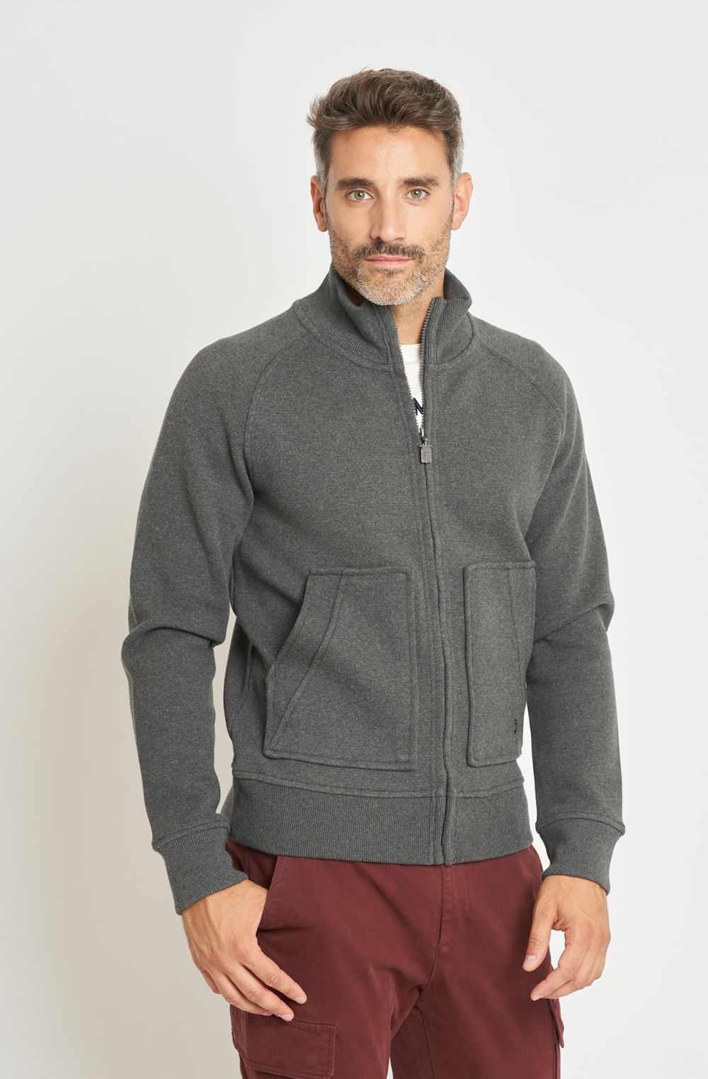 Men's full-zip sweater
